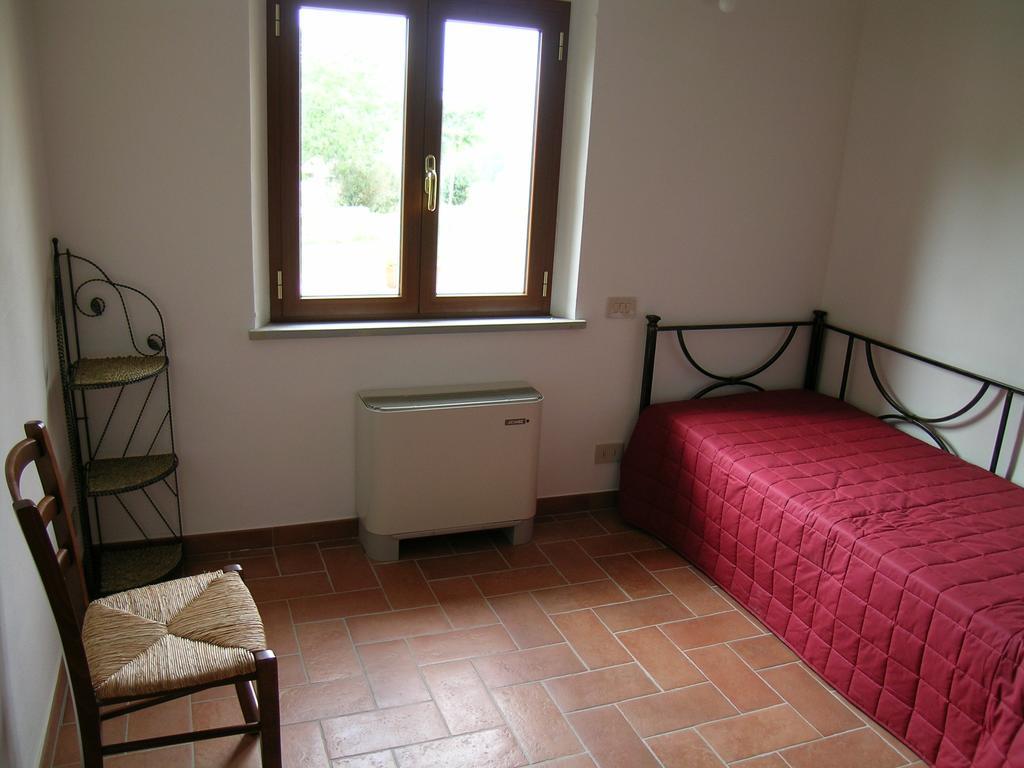 Agriturismo Podere Ossaia 코르토나 객실 사진