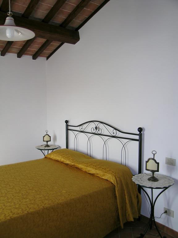 Agriturismo Podere Ossaia 코르토나 객실 사진