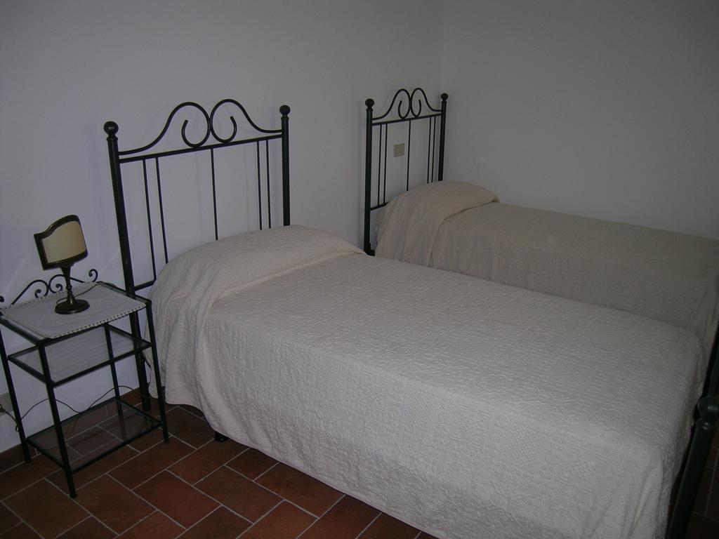 Agriturismo Podere Ossaia 코르토나 객실 사진